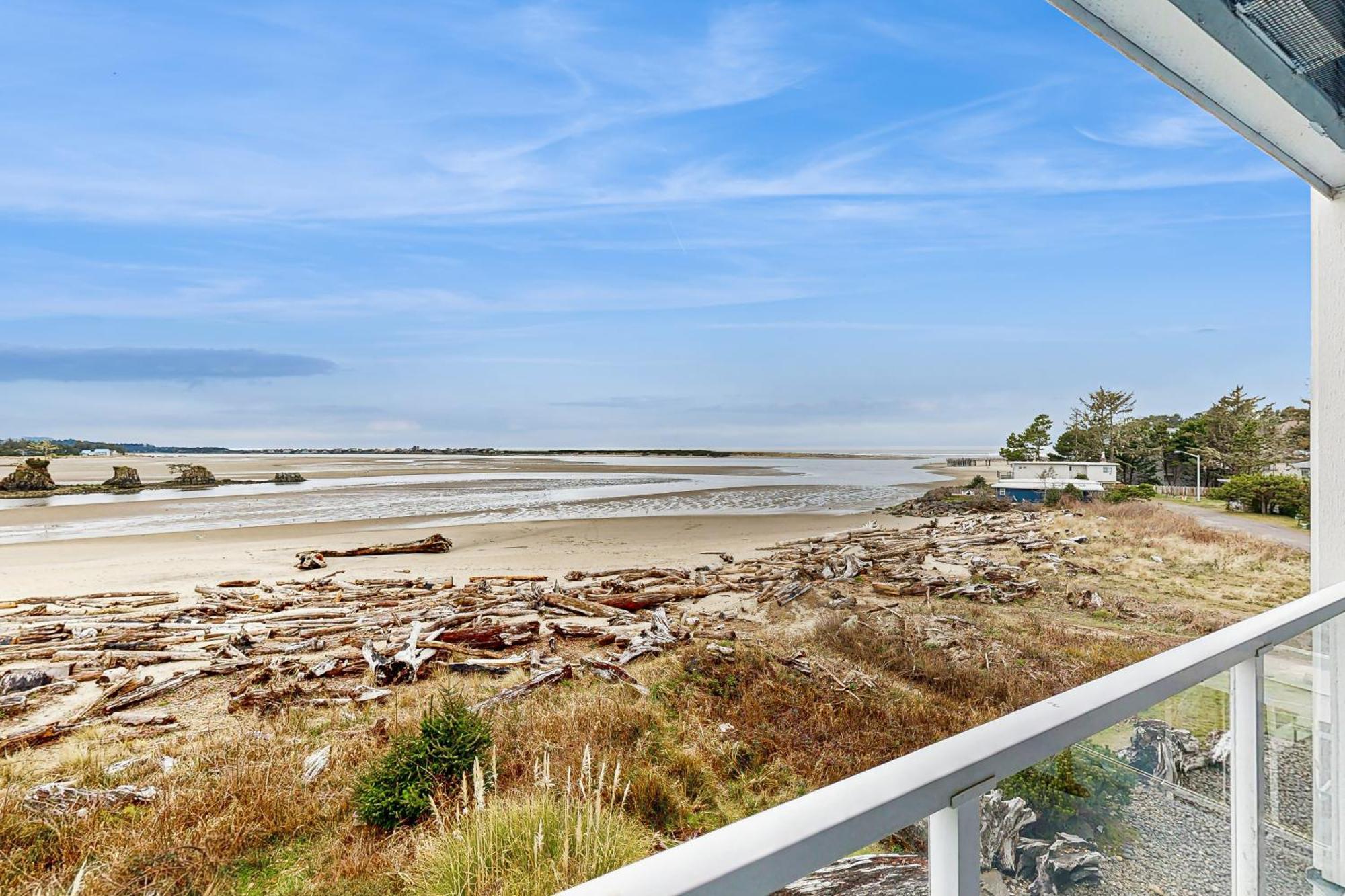 Waters Edge Leilighet Salishan Beach Rom bilde